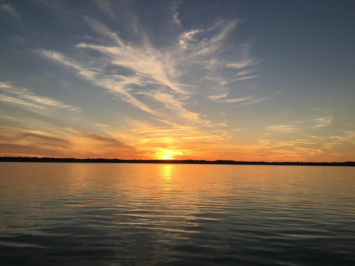 The Torch Lake Bed And Breakfast Central Lake المظهر الخارجي الصورة